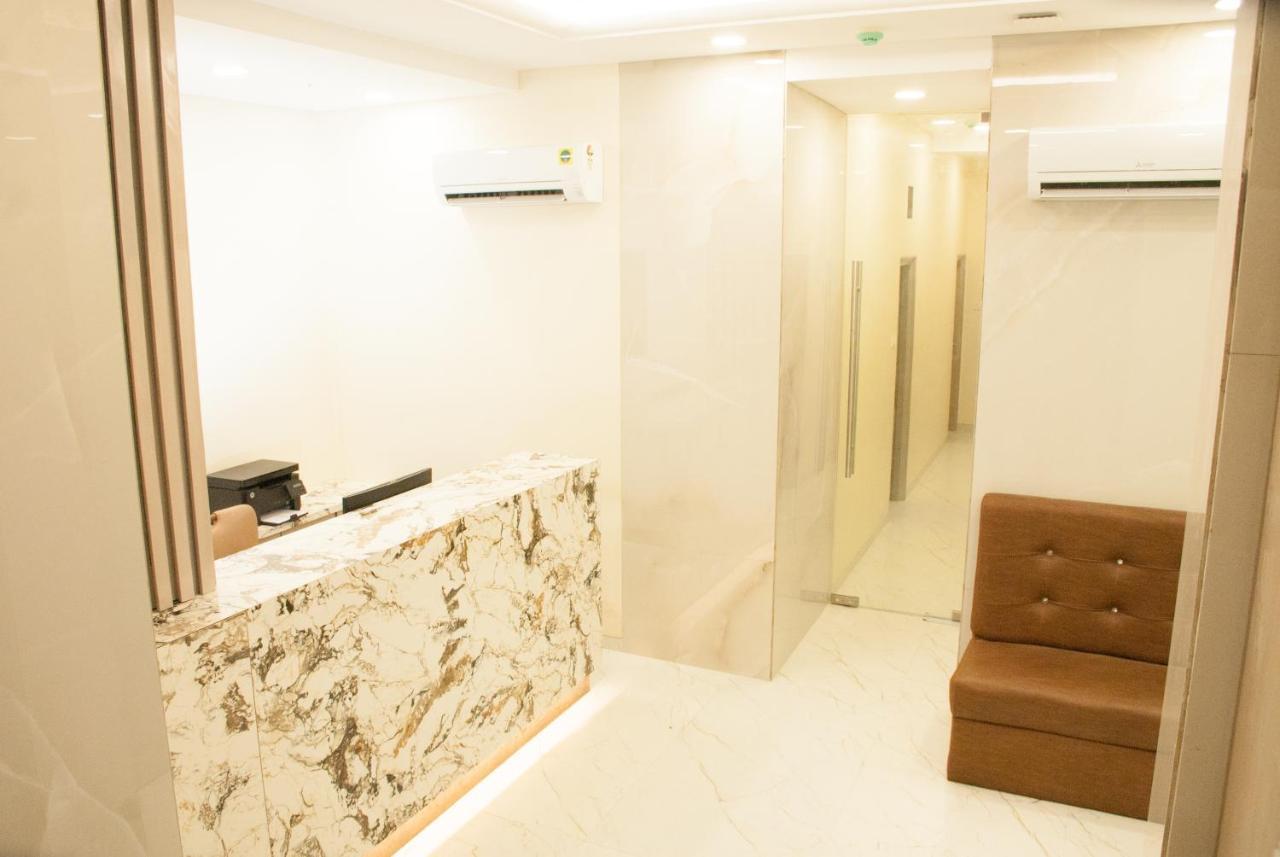 City Hotel مومباي المظهر الخارجي الصورة